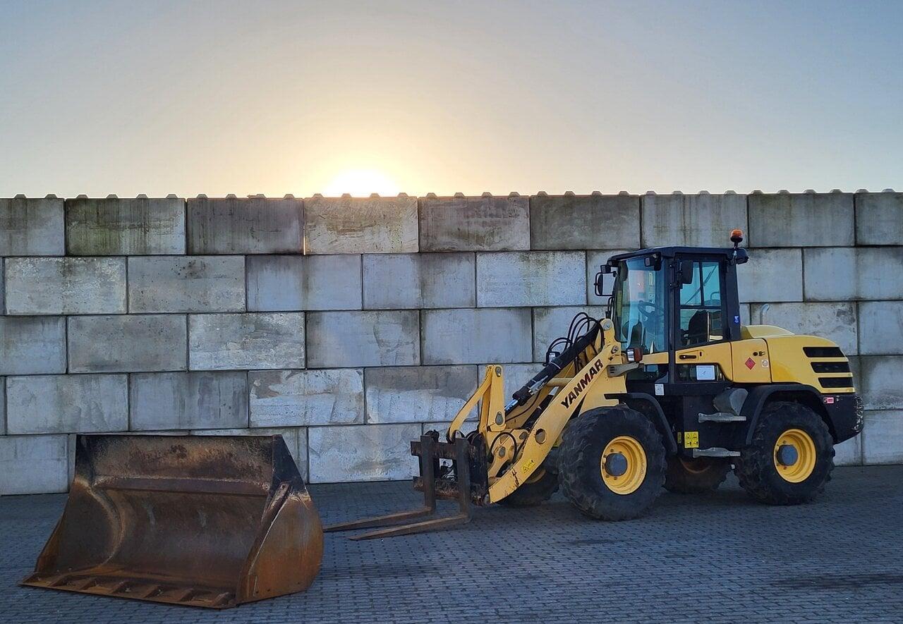 2017 Yanmar V120